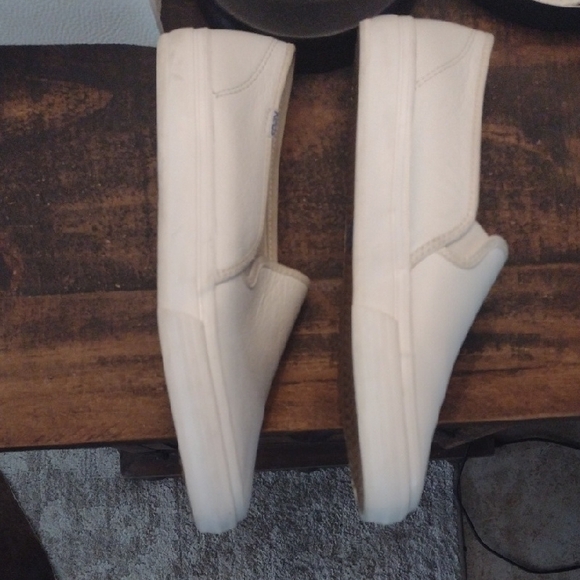 Keds Classic White Leather Slip-On Shoes - Picture 5 of 7